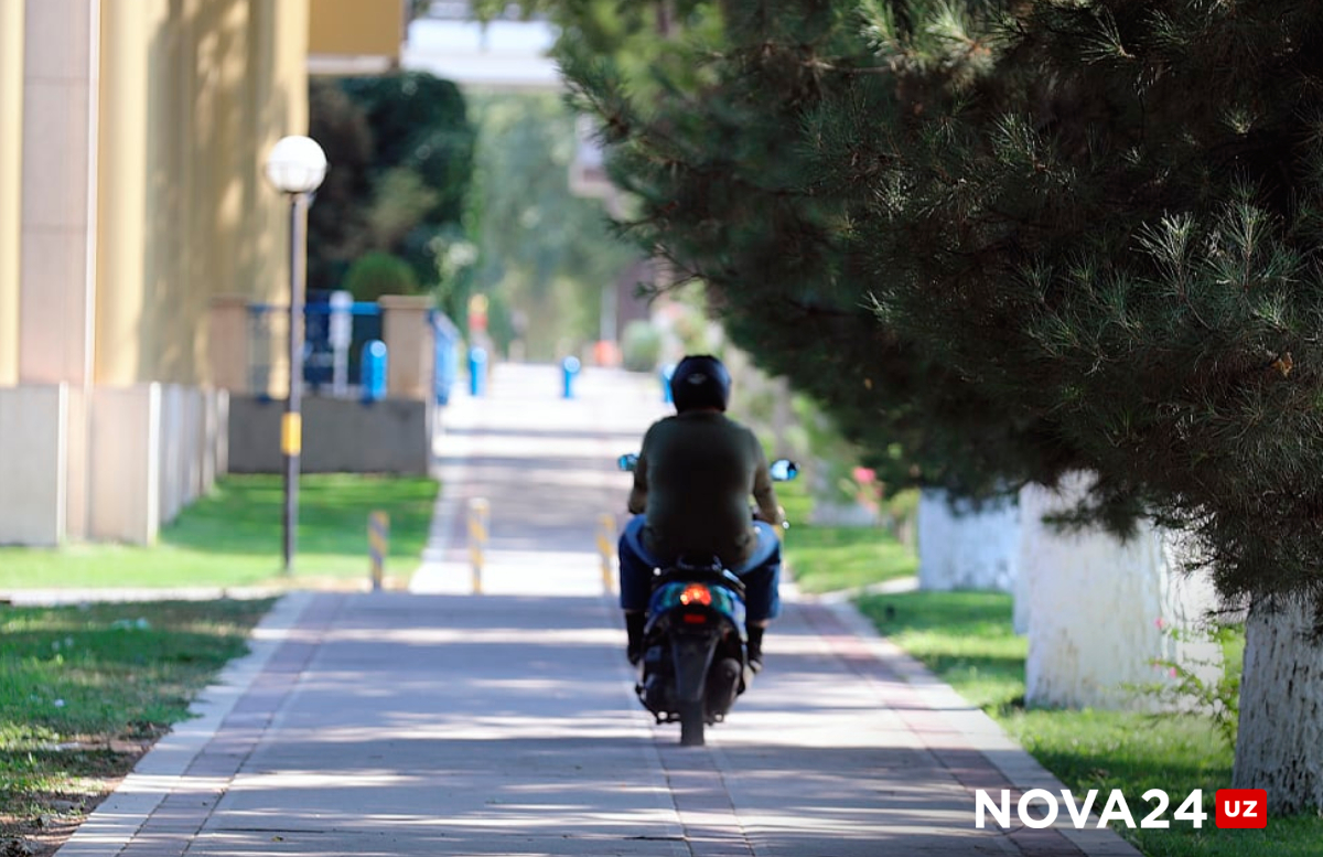 В Узбекистане разрешили ездить без прав на скутерах и мопедах