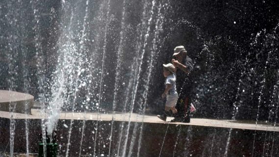 Необычно жарко: Узбекистан прогреется почти до 40 градусов