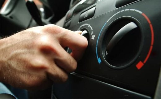 Тонировка, бензин, охлаждение: Автомобилистам дали советы, как защитить себя и машину в жару