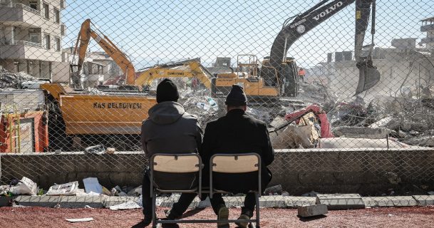 Узбекистанцы купили десятки домов пострадавшим от землетрясения жителям Турции