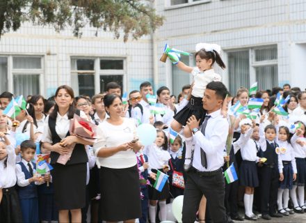 Школьники Узбекистана могут заработать сотни миллионов сумов
