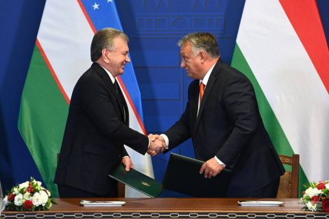 Премьер Венгрии поздравил с переизбранием президента Узбекистана