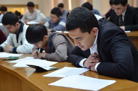 В Узбекистане начался прием онлайн-заявок на перевод учебы