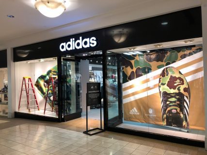 В Узбекистане откроют официальное производство Adidas