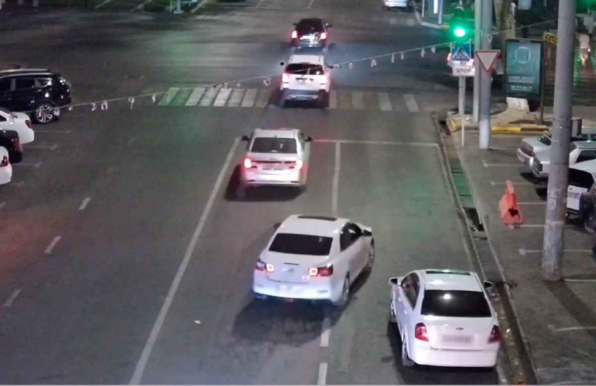 «Подстава и провокация»: В Ташкенте водителей вынуждают нарушать ПДД — видео