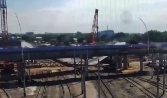 Появилось видео обрушения балок путепровода в Ташкенте