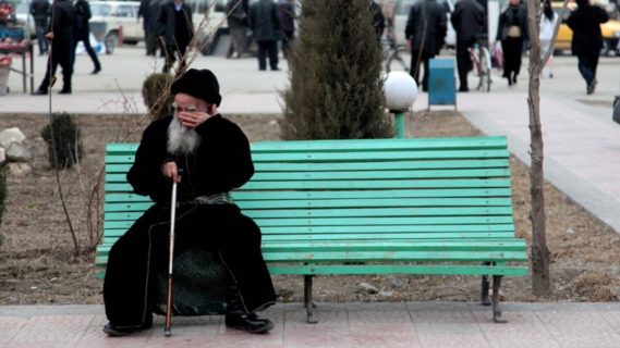Сколько узбекистанцев получают пенсию меньше 50 долларов?