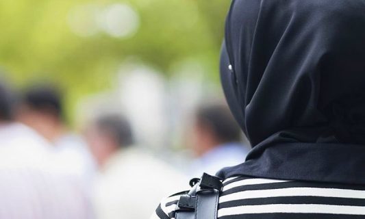 В Узбекистане запретят носить одежду, закрывающую лицо