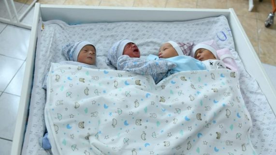 В Ташкенте родились четыре мальчика-близнеца