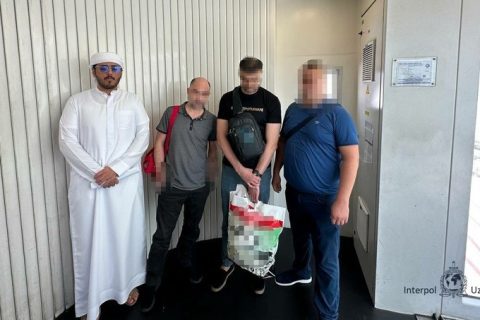 Из ОАЭ вернули двух узбекистанцев, скрывавшихся от розыска Интерпола