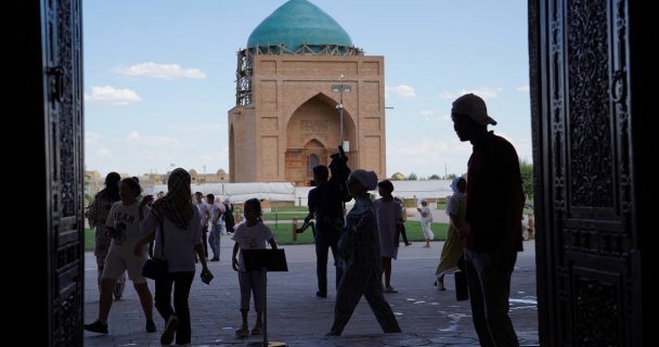 В Узбекистане начнут награждать защитников толерантности