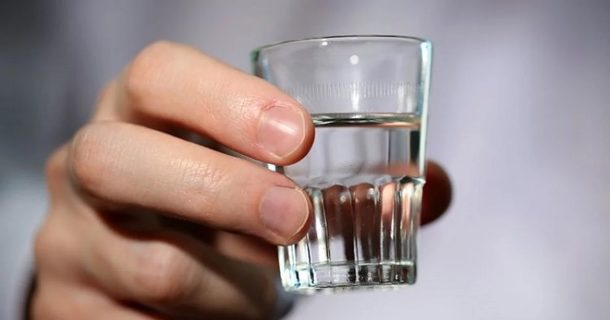 В Узбекистане произошло отравление контрафактной водкой: есть пострадавшие и погибший