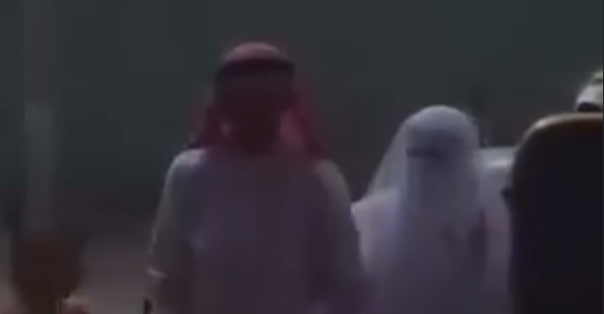 В Намангане парень сыграл свадьбу в религиозном стиле и получил штраф — видео