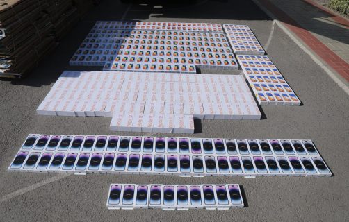 В Ташкент пытались ввезти почти полтысячи контрабандных смартфонов