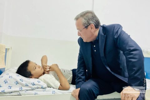 12 детей отравились лекарством в Андижане