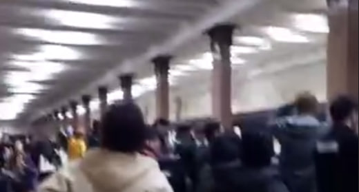 В метро Ташкента вновь произошел сбой в работе — видео