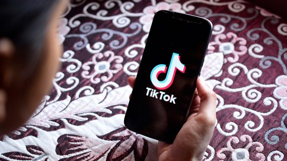Заблокированный TikTok начал платить налоги в Узбекистане