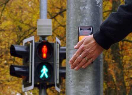 В Ташкенте на нерегулируемых пешеходных переходах появится кнопка вызова