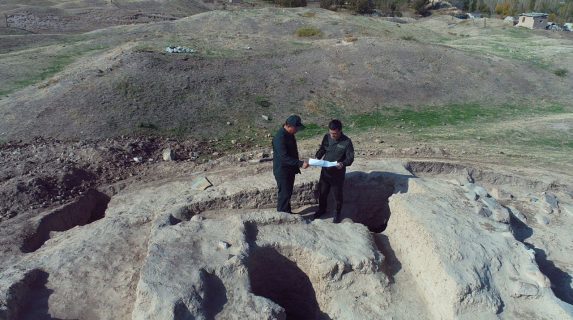 В Сурхандарье на территории многовекового памятника построили туалет