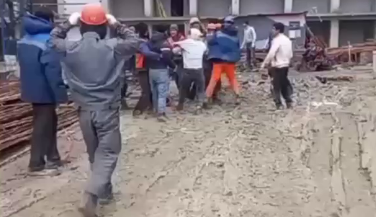 В Краснодаре мигранты из Узбекистана подрались за строительный кран