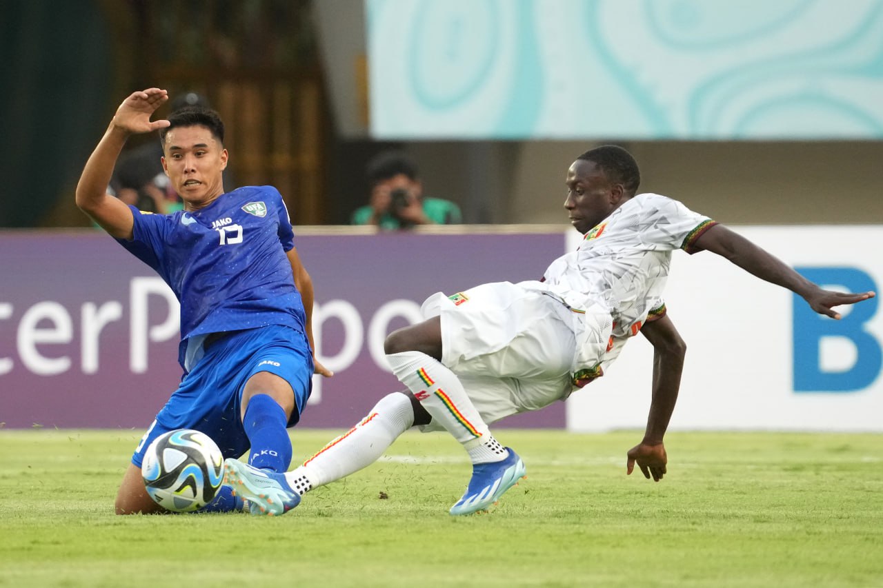 Сборная Узбекистана проиграла Мали на молодёжном чемпионате мира по футболу — видео