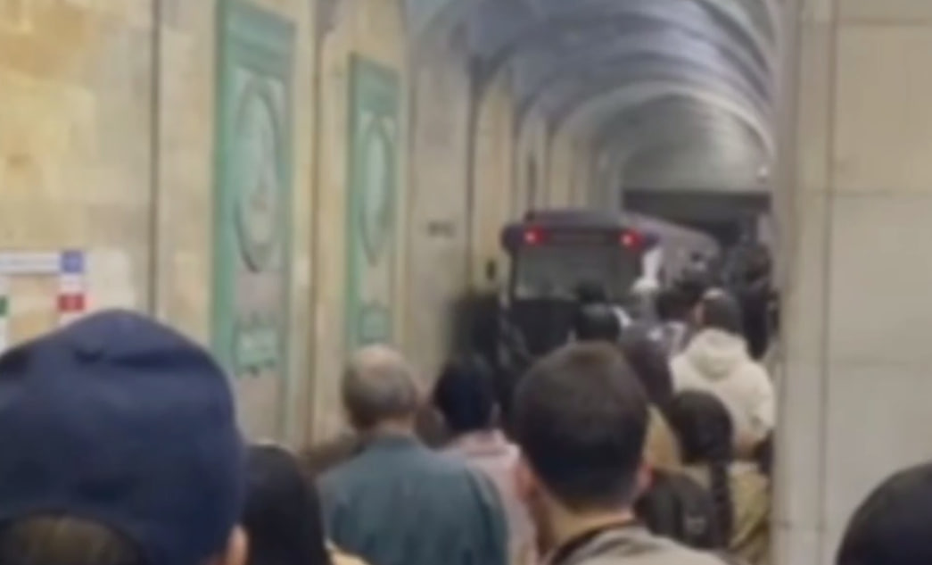 В Ташкенте произошел очередной сбой в работе метро — видео