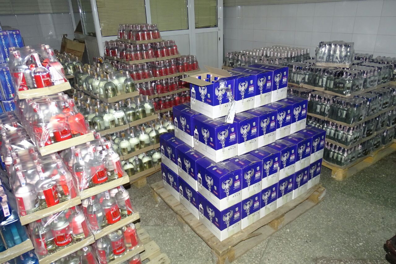 В Ташобласти нашли огромное производство контрафактного алкоголя