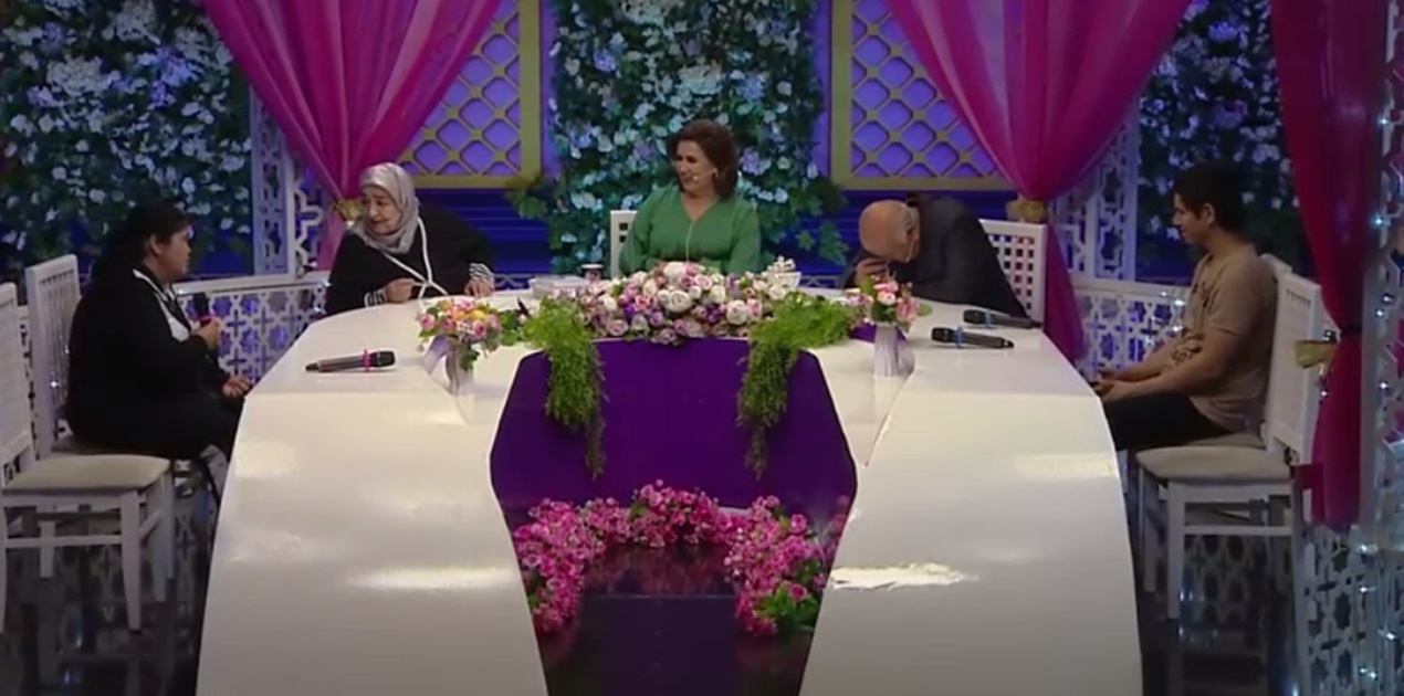 На узбекском «Давай поженимся» высмеяли женщину с инвалидностью — видео