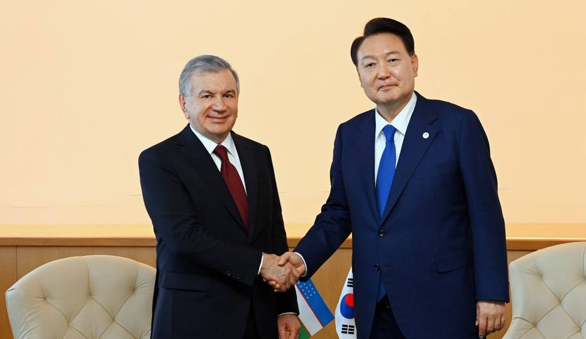Мирзиёев провел переговоры в президентом Кореи — главное