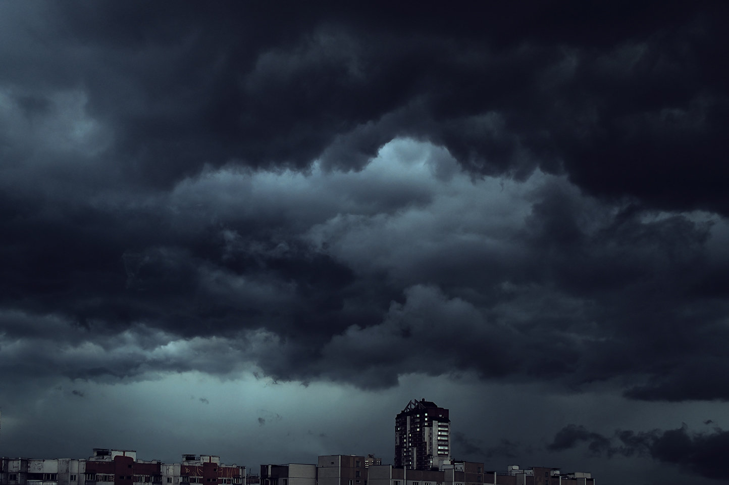 «Затишье перед бурей»: Узгидромет рассказал о погоде на начало недели