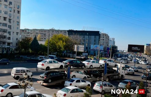 Узбекистанцы к концу года стали реже покупать отечественные автомобили