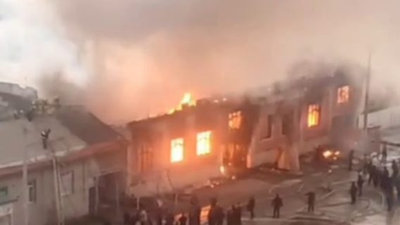 В Ташкенте женщина с двумя детьми погибли в пожаре