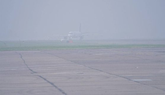 Десять авиарейсов не смогли приземлиться в Ташкенте