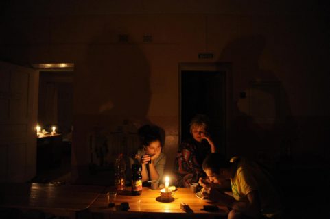 Некоторые узбекистанцы могут остаться на Новый год без света