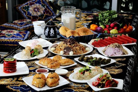 Узбекистанцам рассказали, каким должен быть здоровый новогодний стол