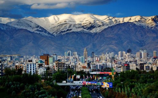 Узбекистанцы смогут летать в Иран без визы