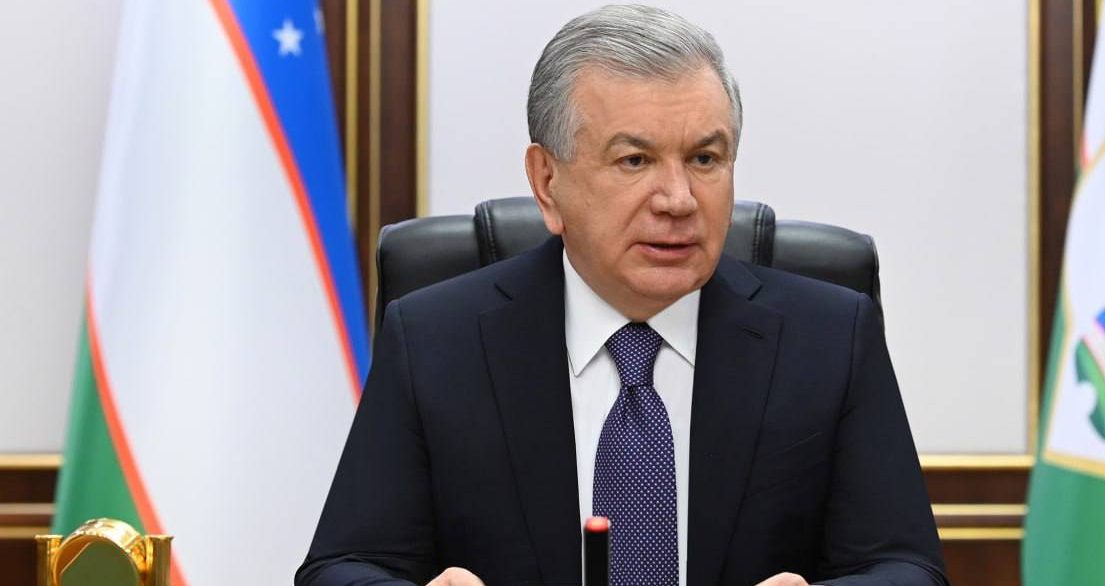 Шавкат Мирзиёев обсудил развитие Вооруженных сил Узбекистана