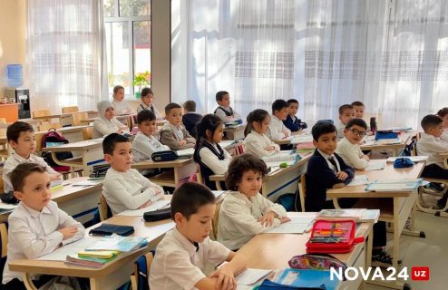 Школьники Узбекистана начнут учиться по зарубежным учебным программам
