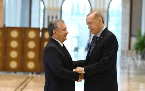 Мирзиёев поздравил Эрдогана с юбилеем