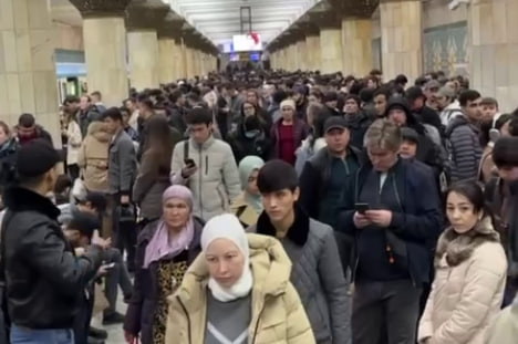 На Чиланзарской линии метро сломался поезд — видео