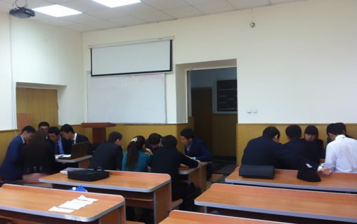 «Ни один студент не останется на улице»: в Узбекистане закрыли пять частных вузов