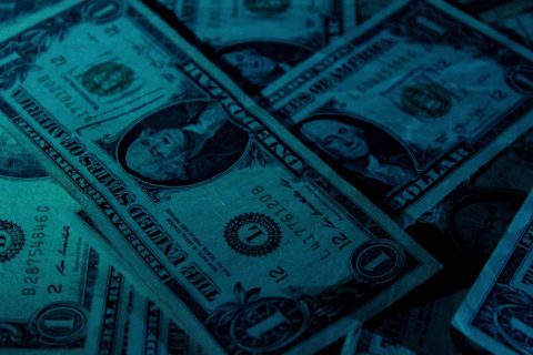 Курс доллара продолжает расти — ЦБ