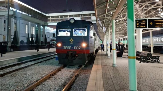 Проезд на междугородних электричках из Ташкента установят один тариф