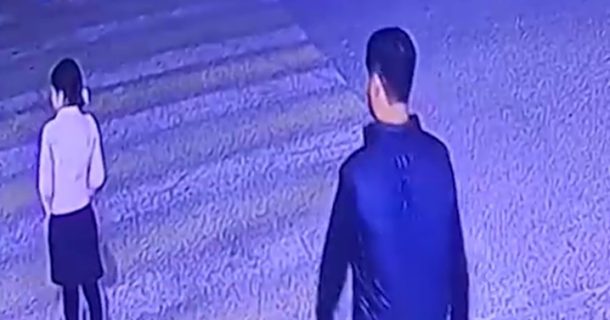 В Карши водитель сбил девочку и уехал с места ДТП — видео