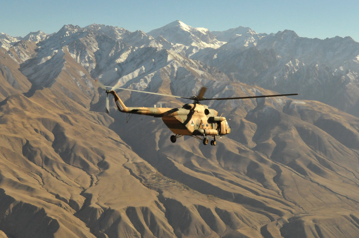В сети появился слух о сбитом на границе Узбекистана и Афганистана военном вертолете