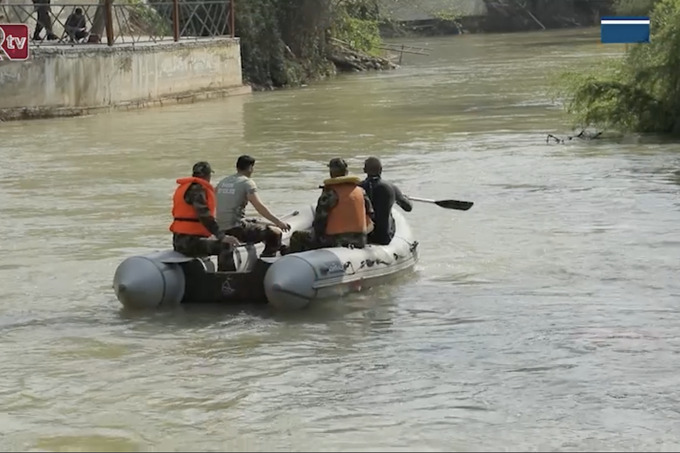 В Ташкенте в канале утонули три человека: маленький мальчик и двое пытавшихся его спасти очевидца
