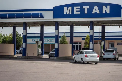 Автомобилисты могут вернуть деньги за купленный по завышенным ценам метан