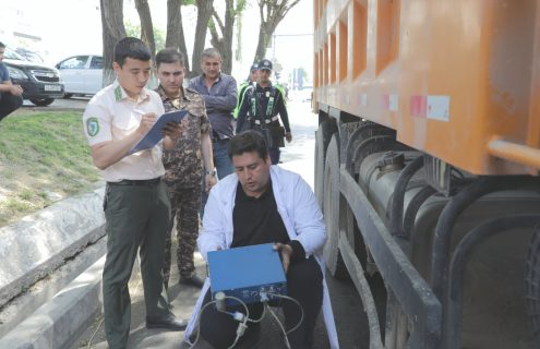 В Узбекистане сотни машин не смогли пройти экоконтроль