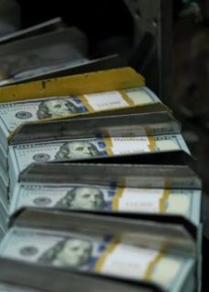 Узбекистану не хватает денег: страна выпустила еврооблигации