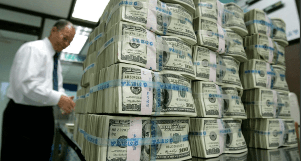 Узбекистан стал главным получателем денег от международных банков в Евразийском регионе